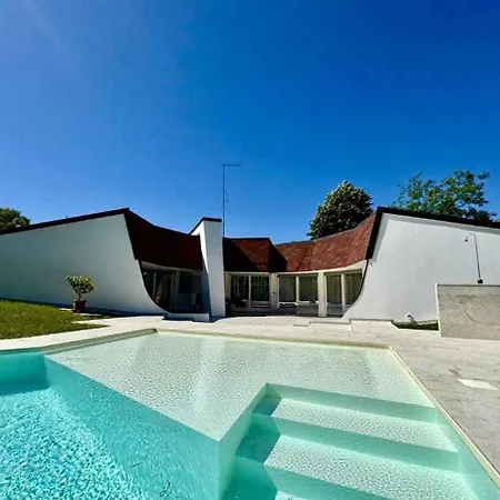 In 48312 Tatil Evi *